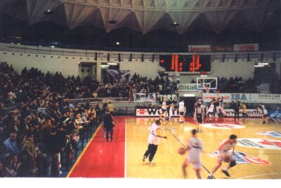 2002-02-16 wurth roma-kinder bologna 72-64579